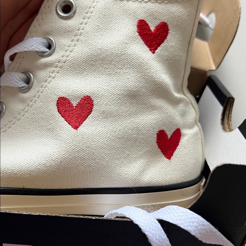 Converse Cream High Tops with red embroidered hearts - Picture 2 of 9